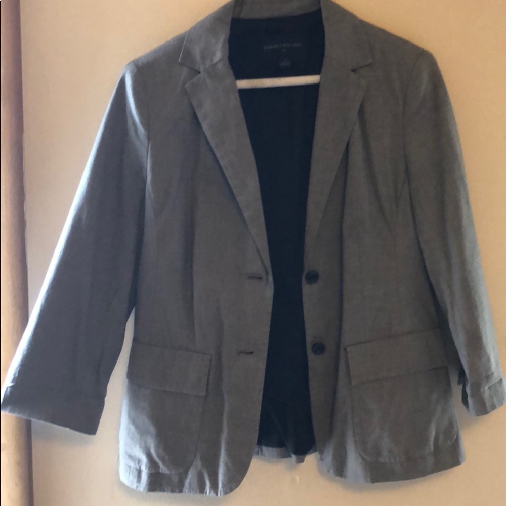 Banana Republic Light Gray Blazer 🍌